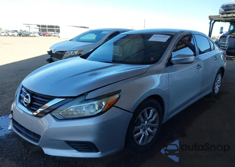 2016 Nissan Altima 2.5/2.5 S/2.5 Sl/2.5 Sr/2.5 Sv из США, поврежденный, VIN 1N4AL3AP6GC245618